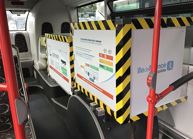 Photo d'installation de capteurs dans un bus